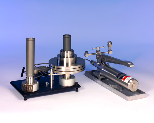 AMETEK T Hydraulic Comparator Pump with deadweight tester