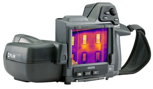 FLIR T420 & T440 - Caméra thermique 76 800 pixels - jusqu'à 1 200°C