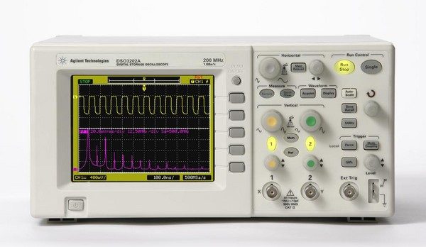 Agilent DSO3202A Oscilloscope: 2 Channel, 200 MHz, Color Display 