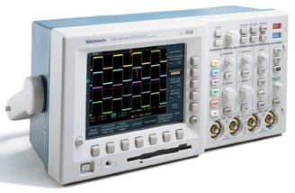 Tektronix TDS3014B Digital Phosphor Oscilloscope: 4 Channels, 100 MHz, 1.25  GS/s